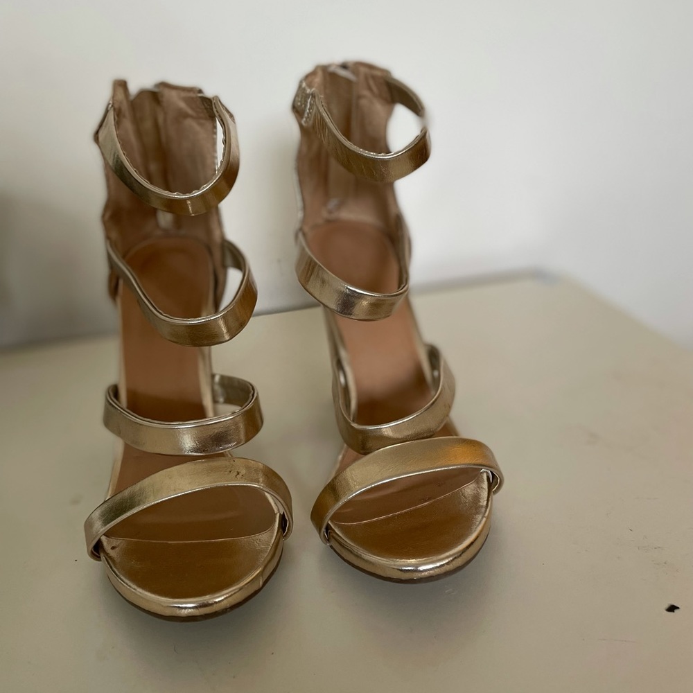 Women’s heels